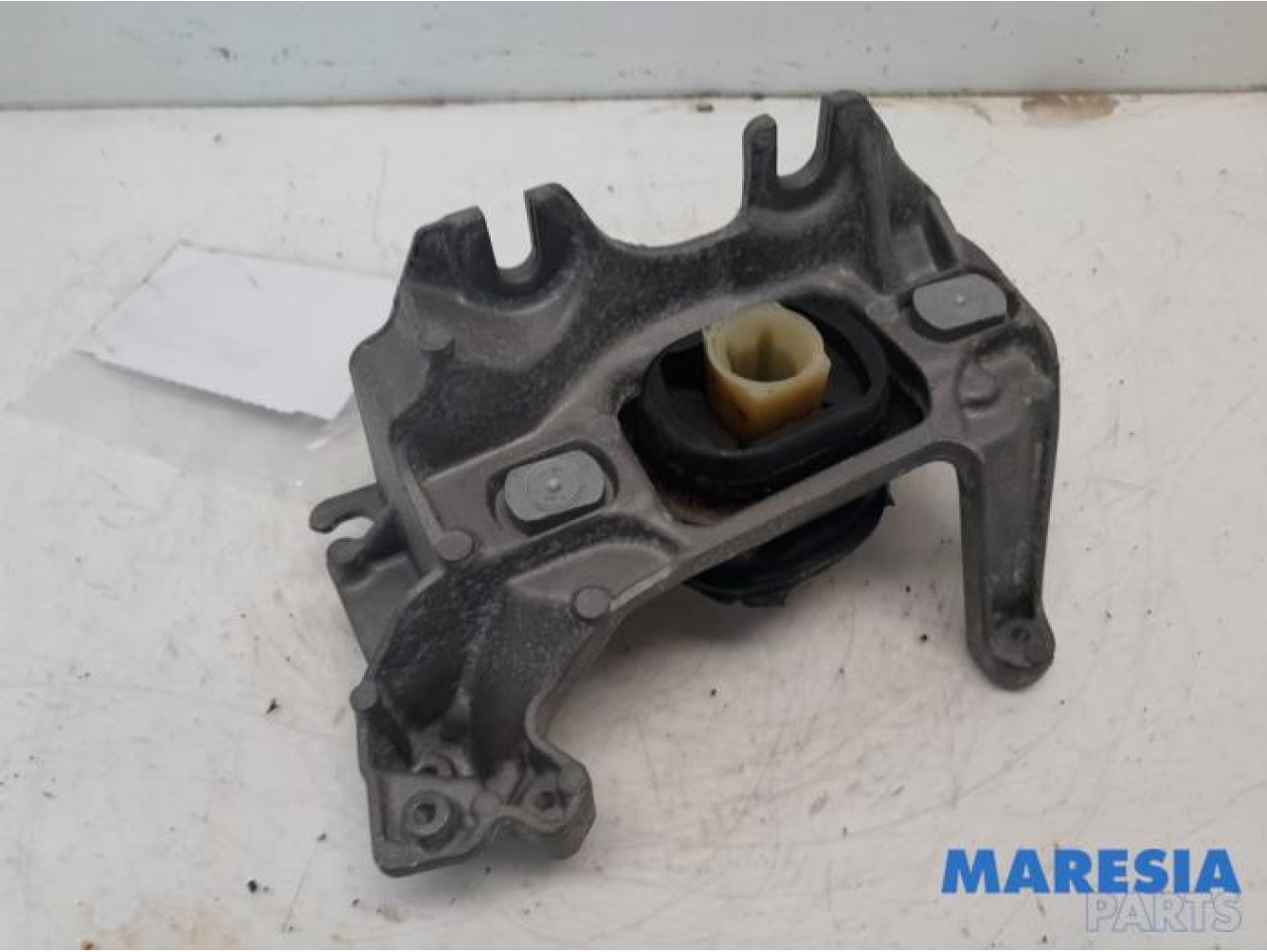 Renault - ZOE - Engine mount