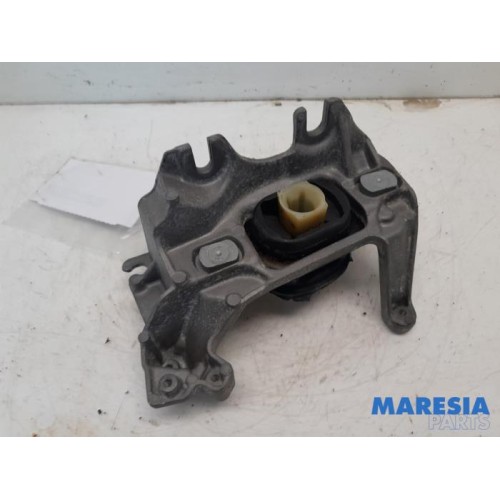 Renault - ZOE - Engine mount