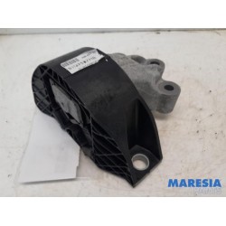 Renault - ZOE - Engine mount