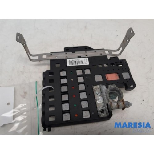 Renault - ZOE - Fuse box