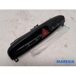 Peugeot - 308 - Panic lighting switch