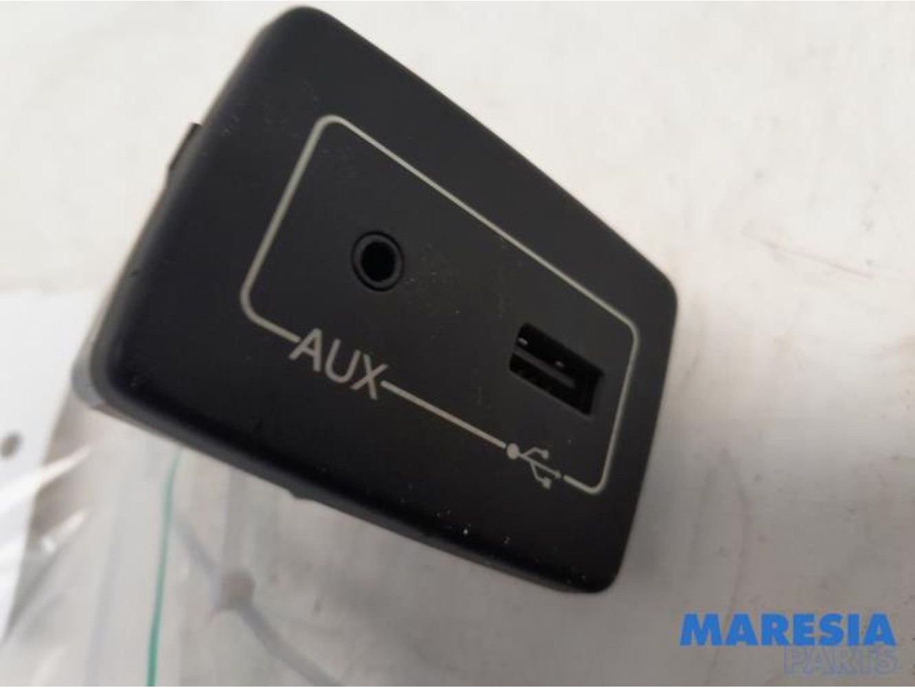 Fiat - Ducato - AUX / USB connection