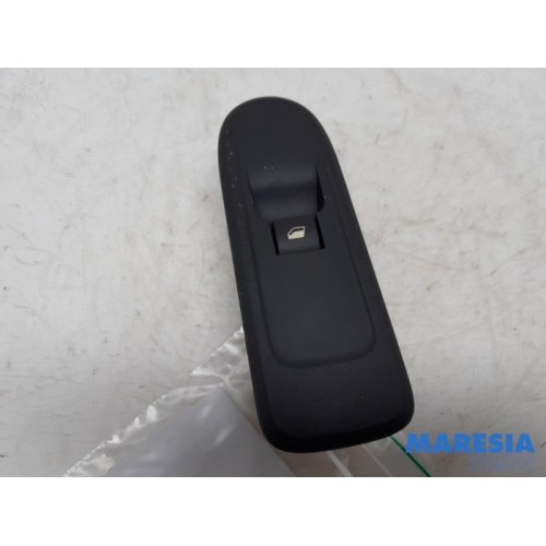 Peugeot - 308 - Electric window switch