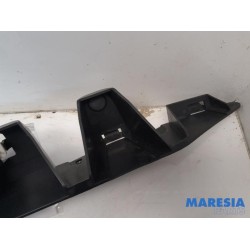 Renault - ZOE - Rear bumper bracket central