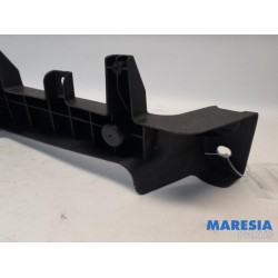 Renault - ZOE - Rear bumper frame
