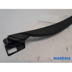 Renault - ZOE - Frontscreen frame