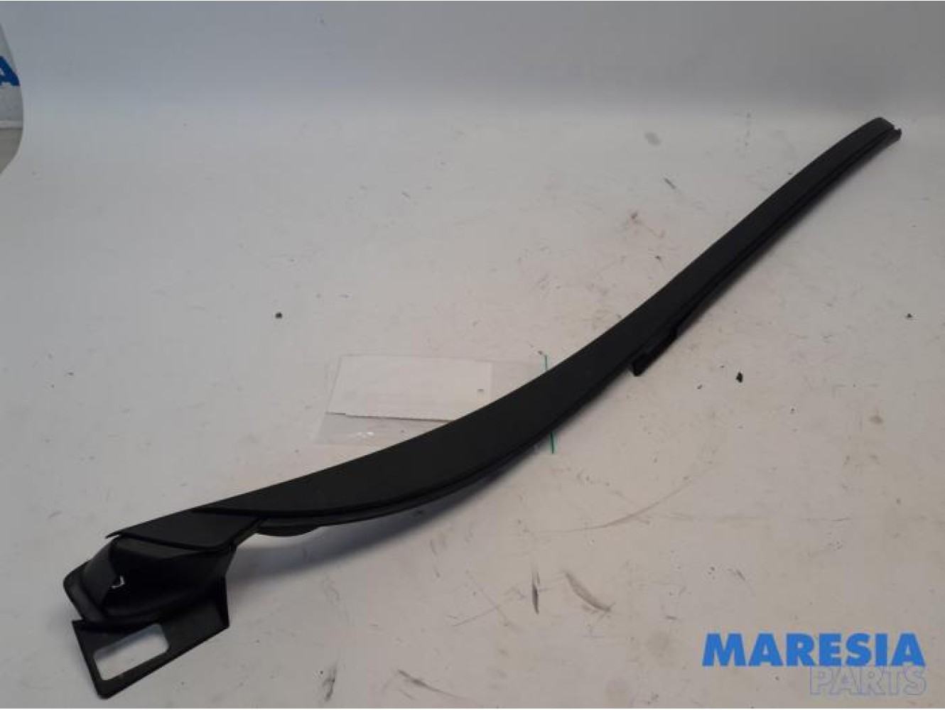 Renault - ZOE - Frontscreen frame