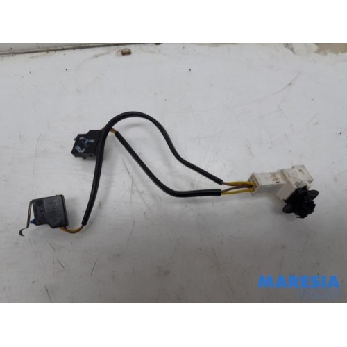 Peugeot - 308 - Cabrio-Dachpositionssensor