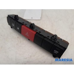 Fiat - Ducato - Panic lighting switch