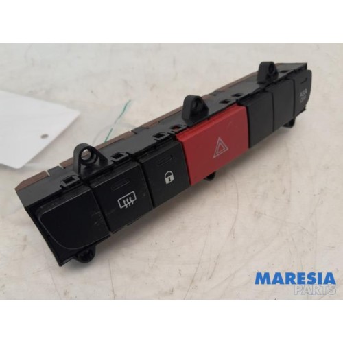 Fiat - Ducato - Panic lighting switch