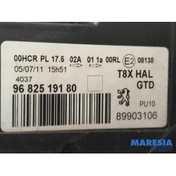 Peugeot - 3008 - Scheinwerfer links