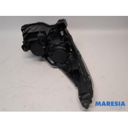 Peugeot - 3008 - Scheinwerfer links