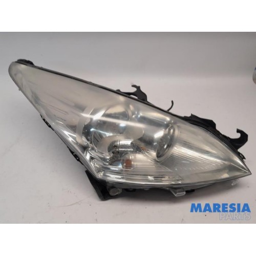 Peugeot - 3008 - Koplamp rechts