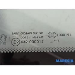 Peugeot - 3008 - Quarter light, front right