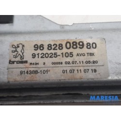 Peugeot - 3008 - Window mechanism 4-door, front left