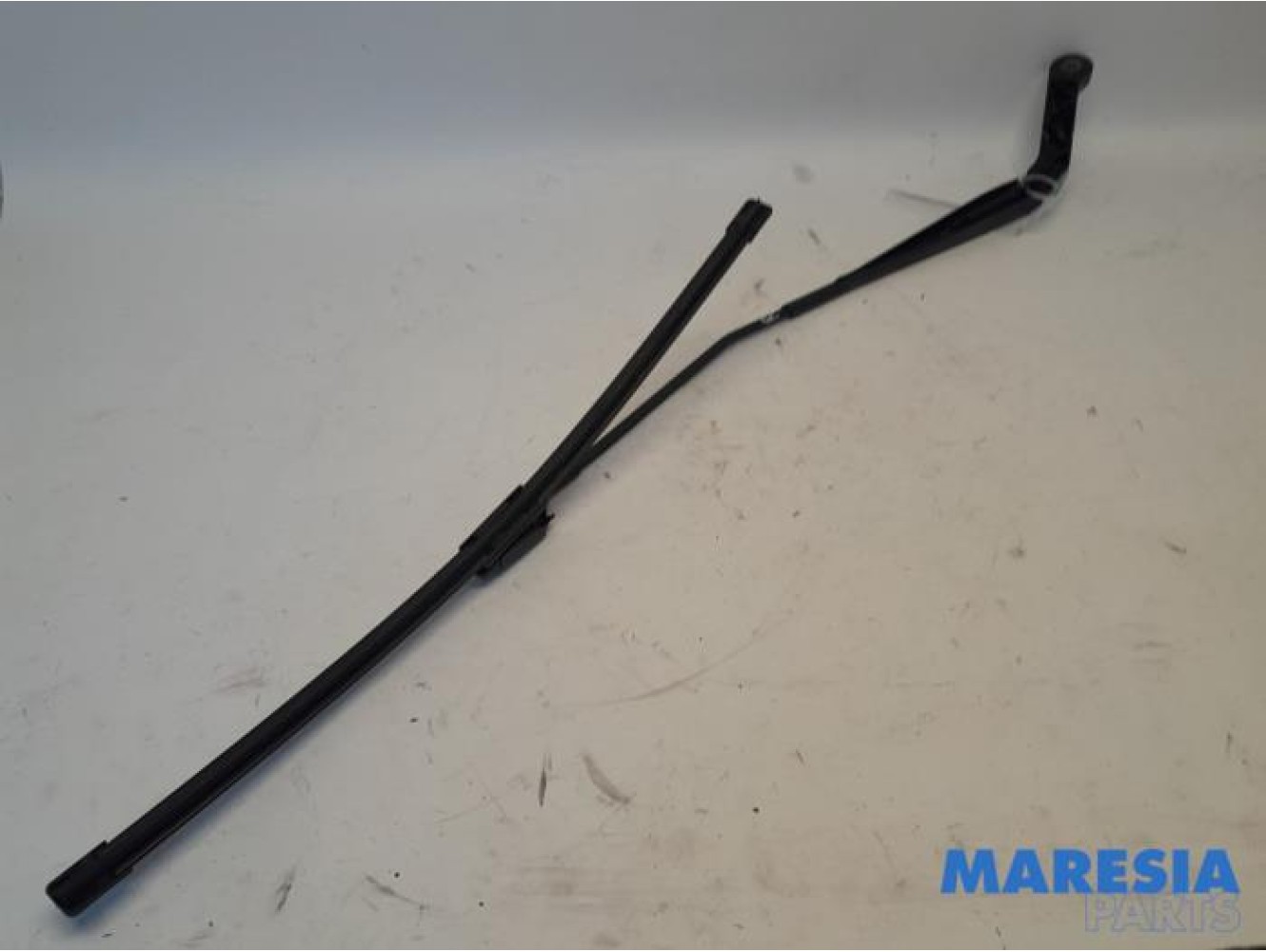 Fiat - Ducato - Front wiper arm