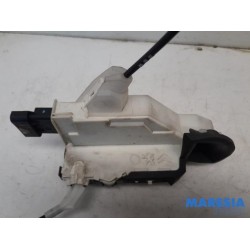 Peugeot - 3008 - Door lock mechanism 4-door, front left