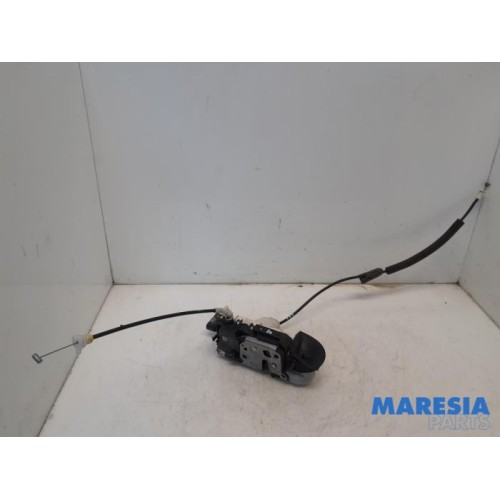 Peugeot - 3008 - Door lock mechanism 4-door, front left