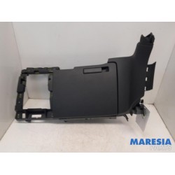 Peugeot - 3008 - Handschuhfach