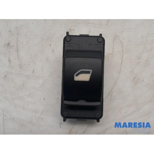 Peugeot - 3008 - Electric window switch