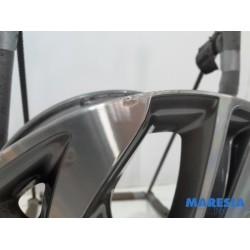 Citroen - C4 Picasso - Wheel