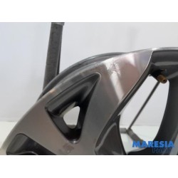 Citroen - C4 Picasso - Wheel