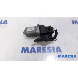 Ford - KA - Front wiper motor