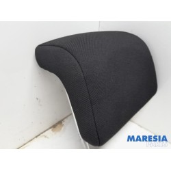 Peugeot - 3008 - Headrest