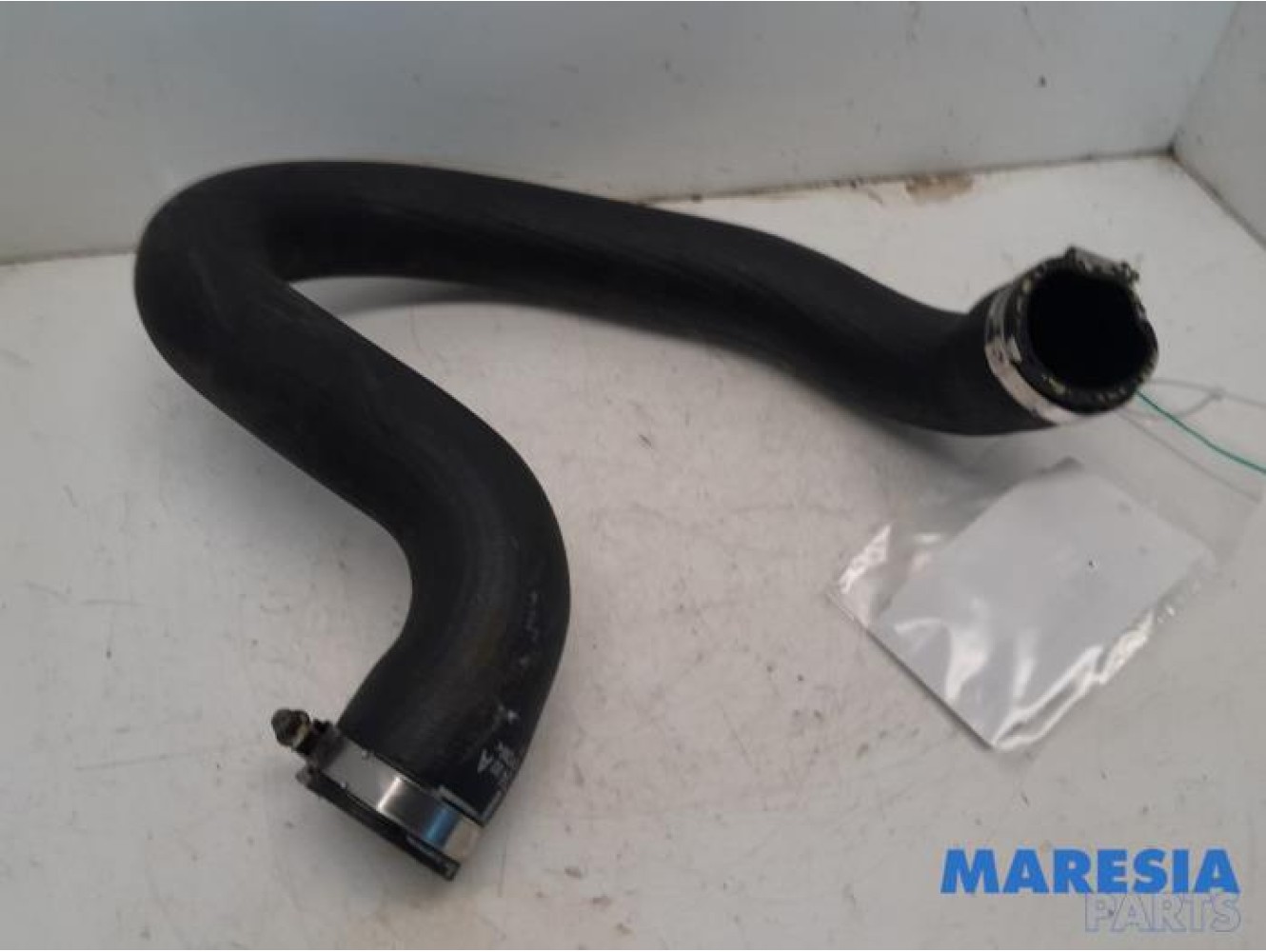 Citroen - C4 Picasso - Intercooler hose