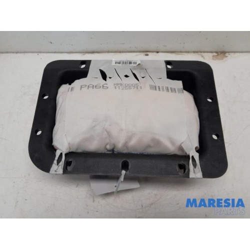 Peugeot - 3008 - Right airbag (dashboard)