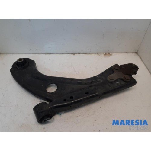 Citroen - C4 Picasso - Front lower wishbone, right
