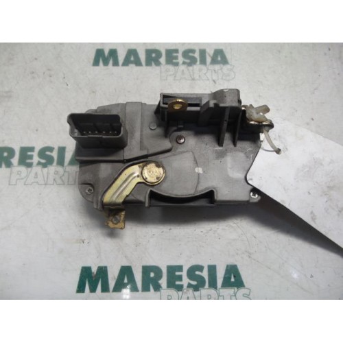 Citroen - C5 - Front door lock mechanism 4-door, right