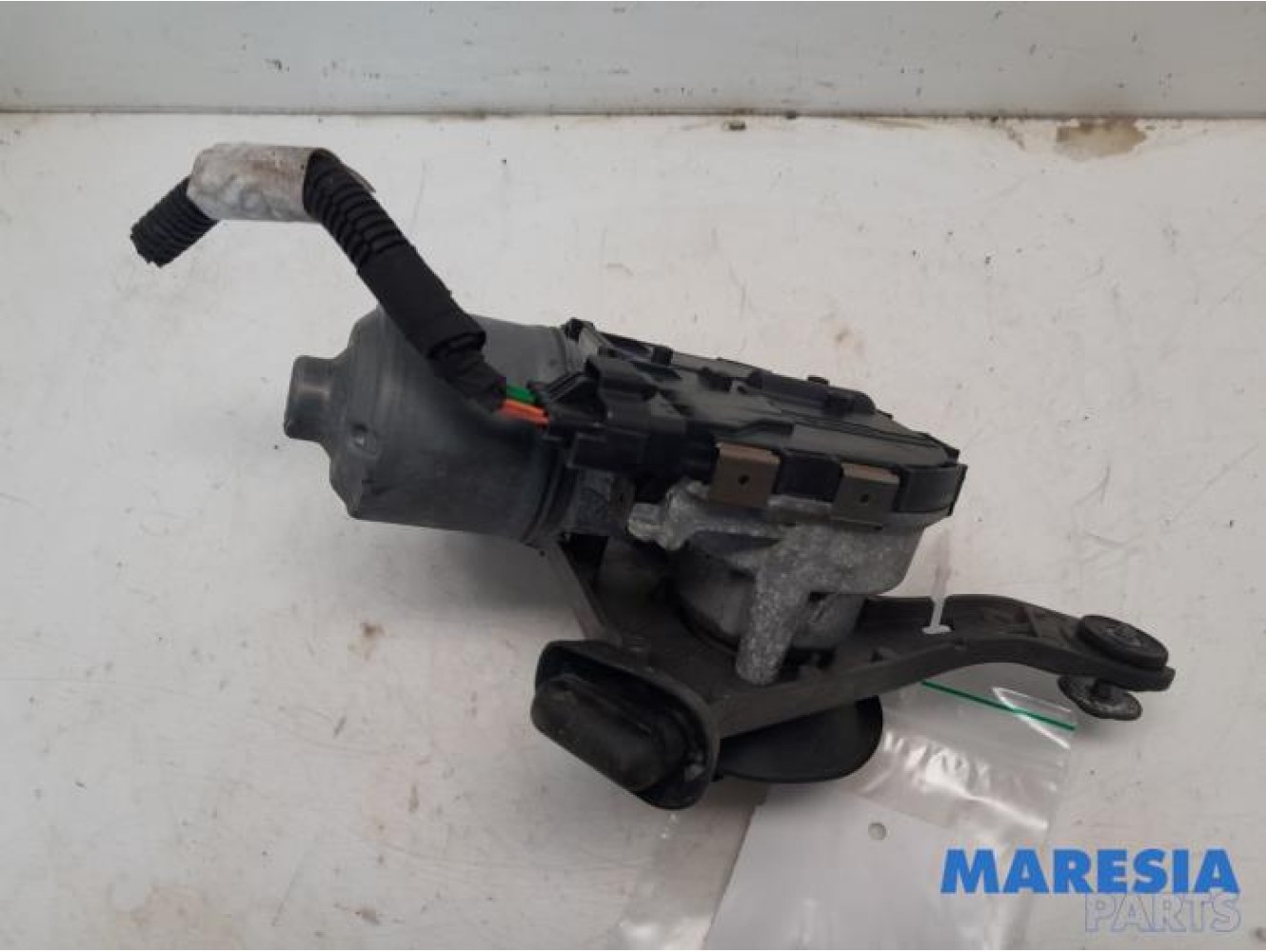 Citroen - C4 Picasso - Front wiper motor