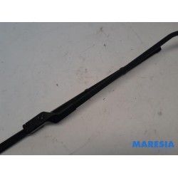 Citroen - C4 Picasso - Front wiper arm