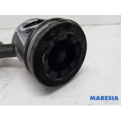 Peugeot - Boxer - Connecting rod