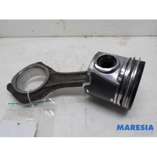 Peugeot - Boxer - Connecting rod