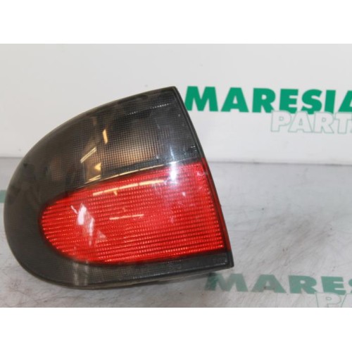 Renault - Megane - Taillight, left