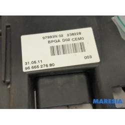Peugeot - 3008 - Fuse box