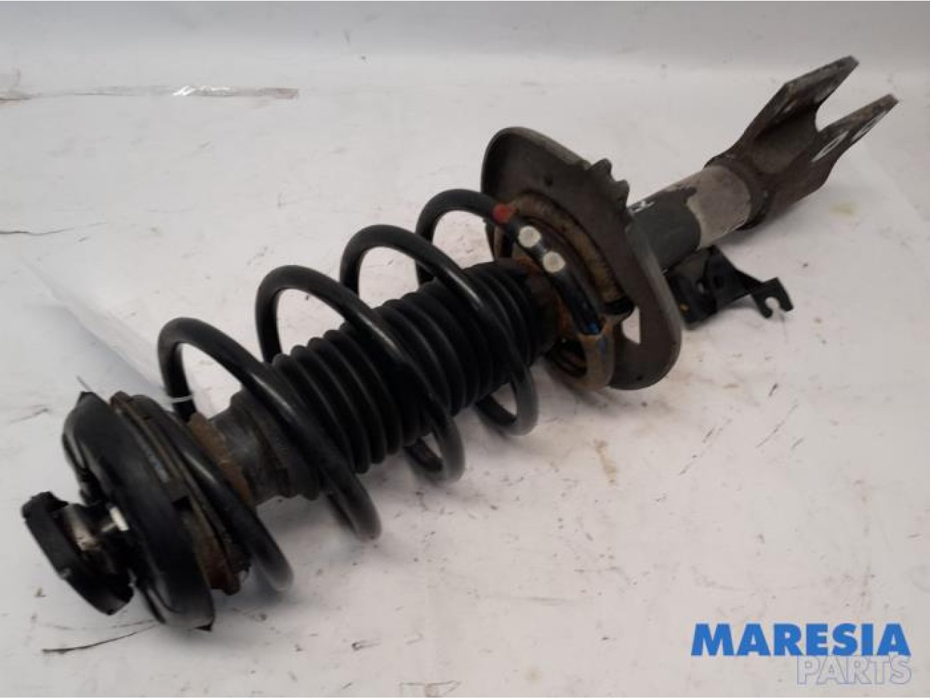 Peugeot - 3008 - Front shock absorber rod, right