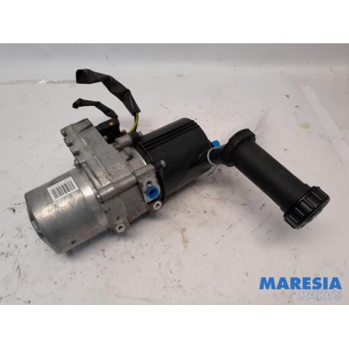 Peugeot - 3008 - Power steering pump