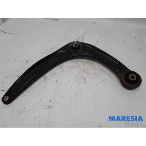 Peugeot - 3008 - Front lower wishbone, right