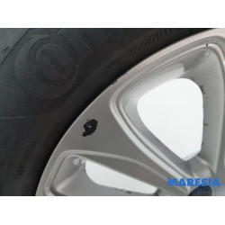 Opel - Karl - Sportvelgenset + banden