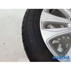 Opel - Karl - Sportvelgenset + banden