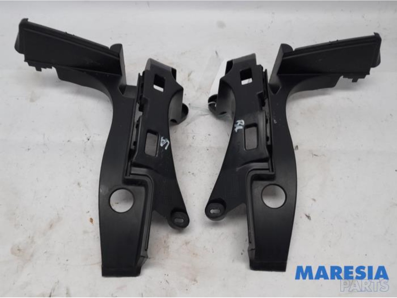 Peugeot - 3008 - Rear bumper frame