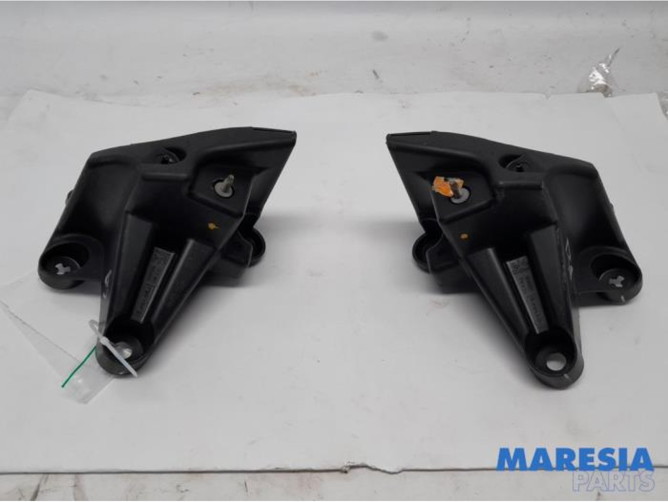Peugeot - 3008 - Rear bumper frame