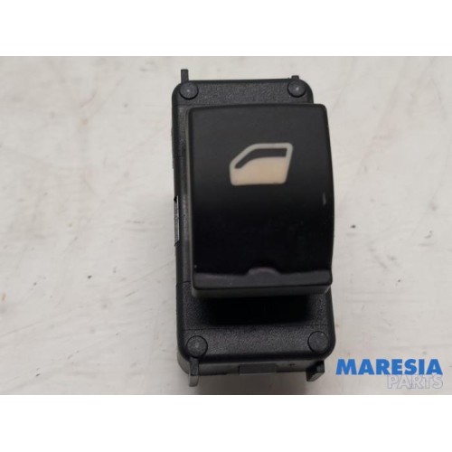 Peugeot - 3008 - Electric window switch