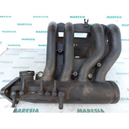 Renault - Twingo - Intake manifold