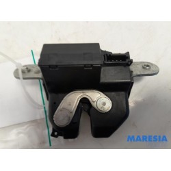 Alfa Romeo - Giulietta - Tailgate lock mechanism