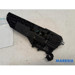Alfa Romeo - Giulietta - Front door handle 4-door, right