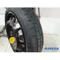 Opel - Karl - Krikset + reservewiel